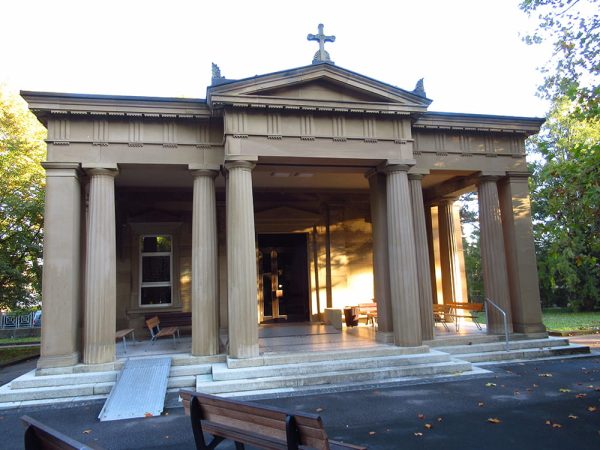Kapelle im antiken Tempel-Stil